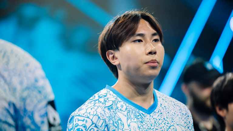 Cloud9はロスターにシンプルな答えが必要だったためv1cを復帰させる