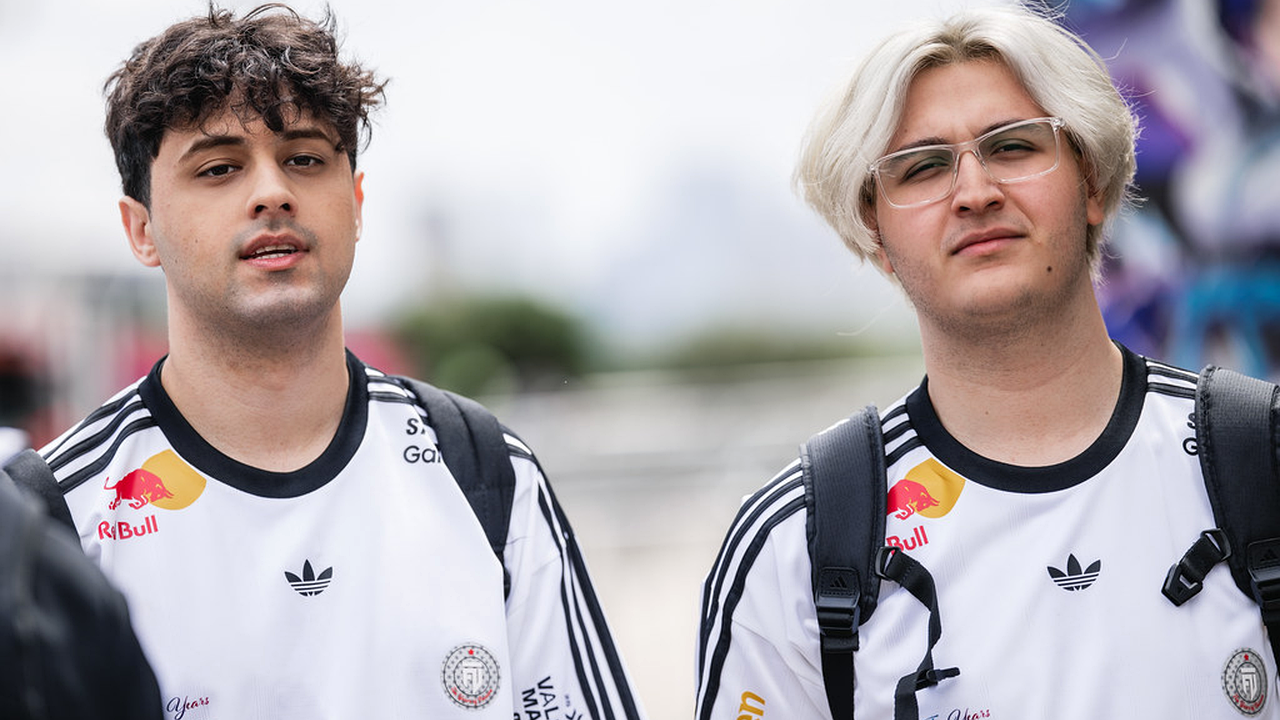 RRQ y EDward Gaming ponen la eliminación del Grupo A en un reloj de corrección rápida