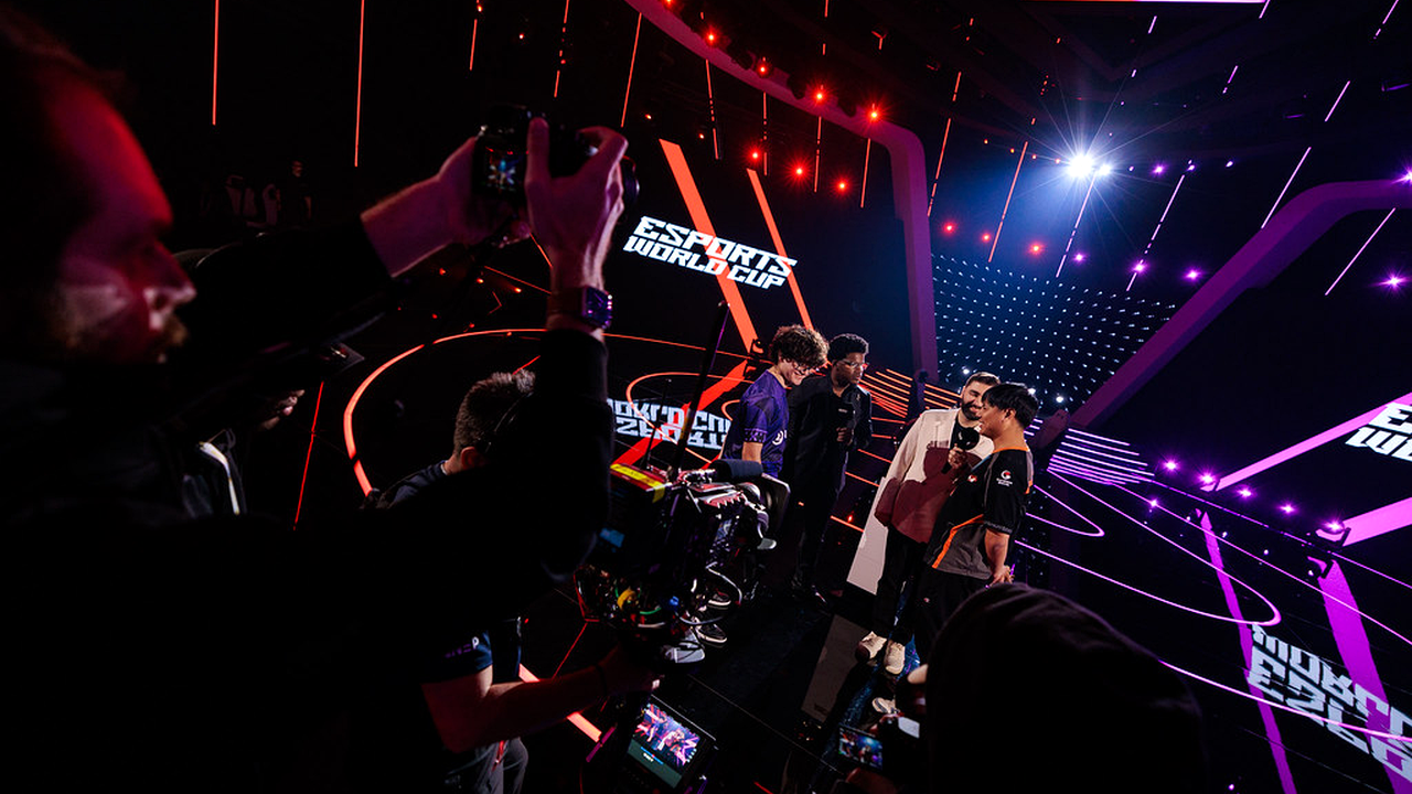 Vitality et NRG portent la course à la première place du Groupe B jusqu’au 4 juillet