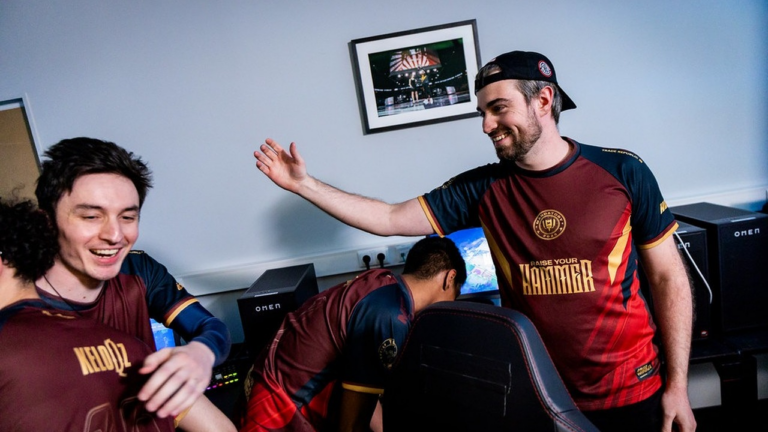 Enterprise återhämtar sig och besegrar FNATIC 2-1 i EMEA play-in